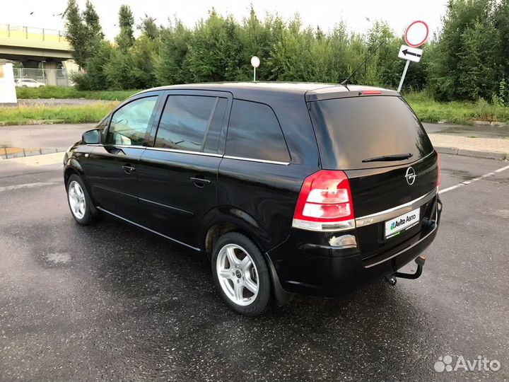 Opel Zafira 1.8 МТ, 2011, 158 000 км