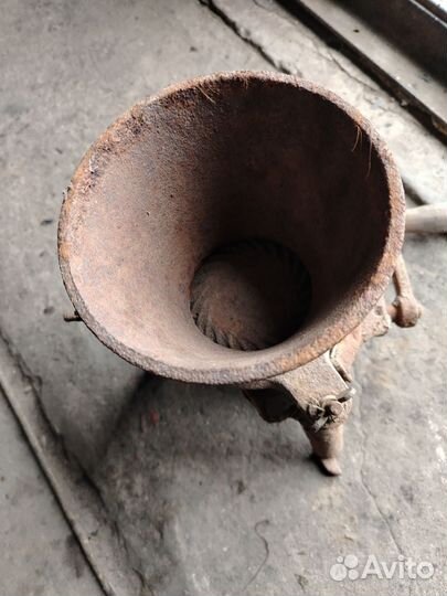 Мельница для зерна бу