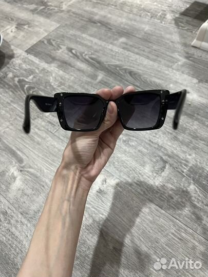 Солнечные очки gucci