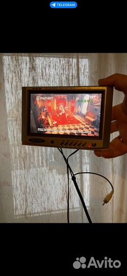 Небольшой телефизор
