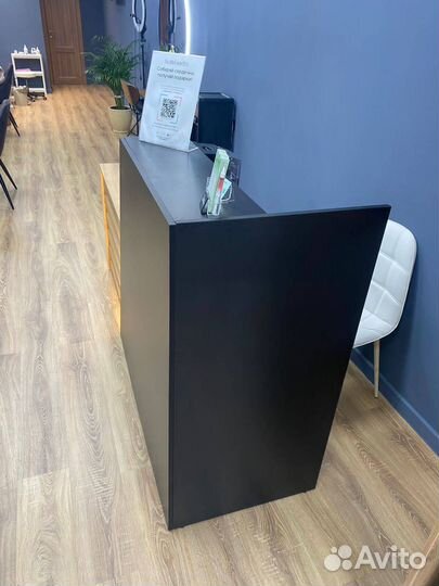 Ресепшн в наличии