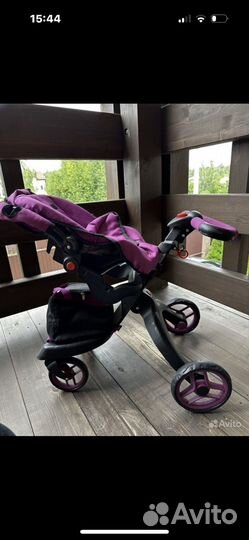 Игрушечная коляска для кукол