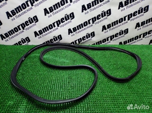 Уплотнительная резинка багажника Nissan Cefiro A33