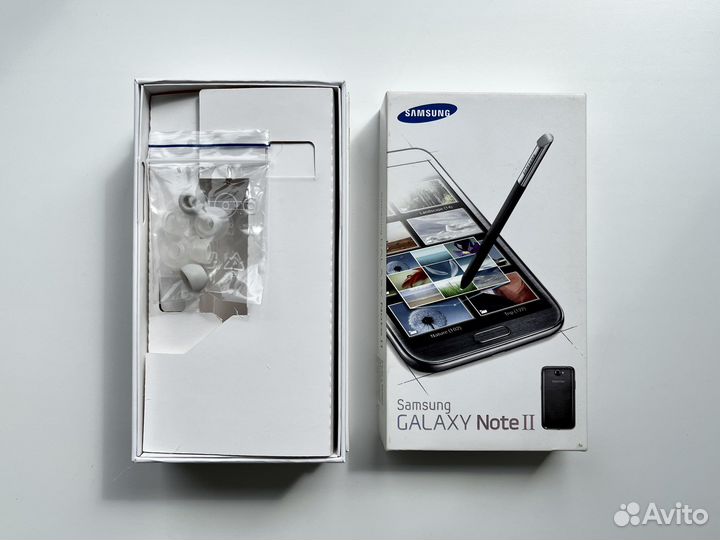 Коробка от iPhone samsung dkny