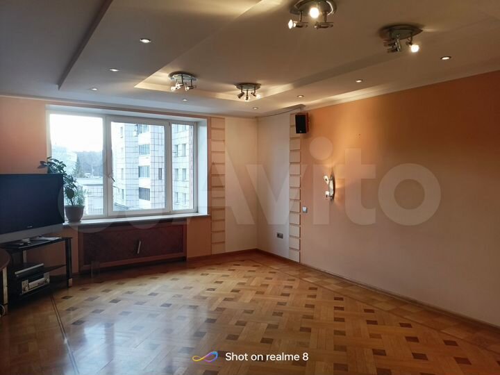 3-к. квартира, 127 м², 3/13 эт.