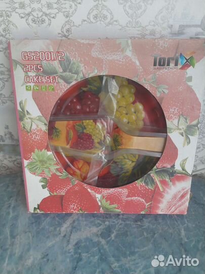 Тортовница с лопаткой