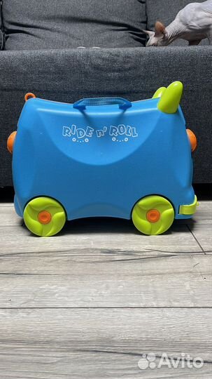 Чемодан на колесах