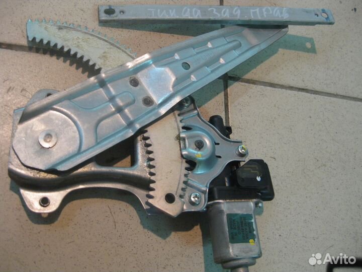 Механизм стеклоподъемника Nissan Tiida