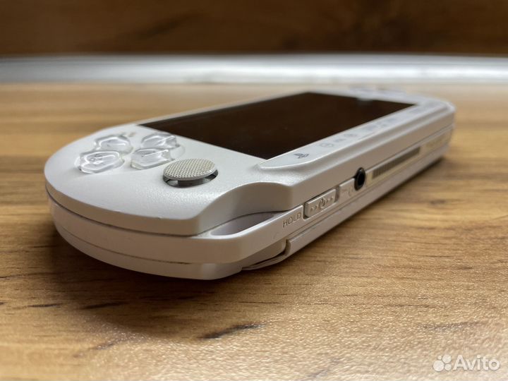 Sony psp e1008 street, белый