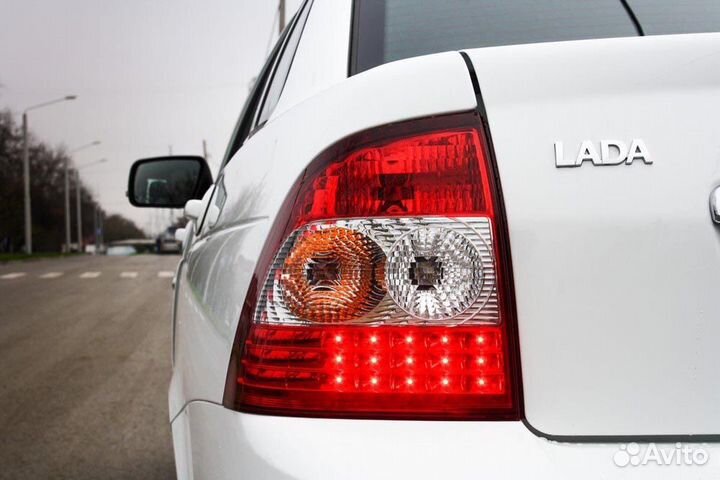 Фонари задние Приора 2 диодные