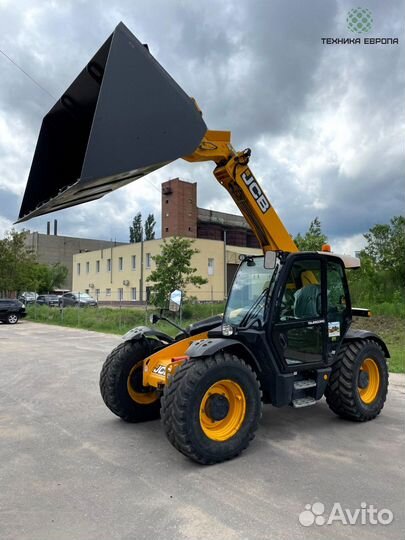 Телескопический погрузчик JCB 541-70, 2012