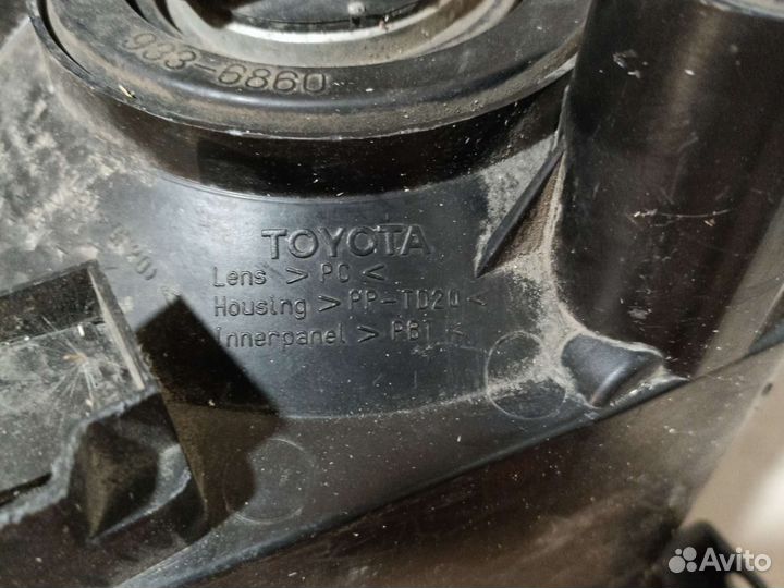 Фары Toyota RAV4 A30