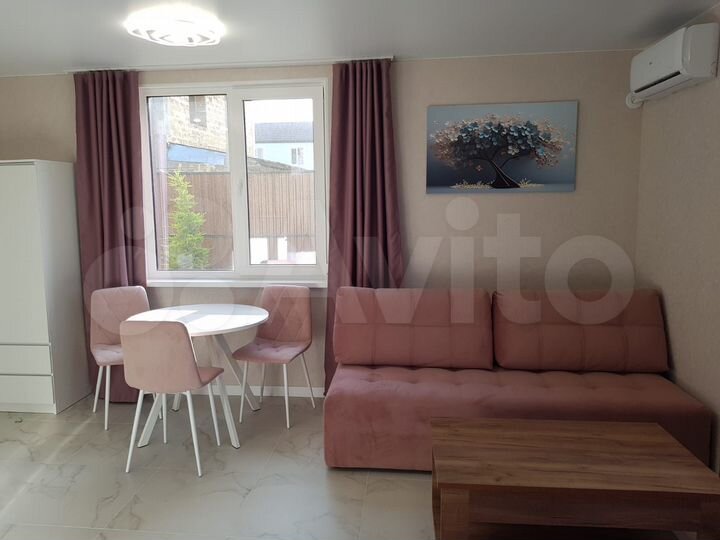 Комната 23 м² в 1-к., 1/2 эт.