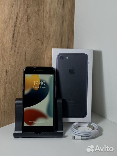 iPhone 7, 32 ГБ