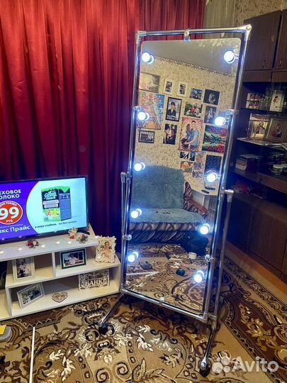 Зеркало напольное с подсветкой в полный рост