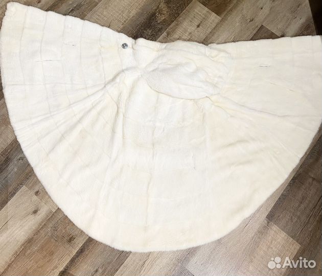 Шуба норковая mala mati белая с капюшоном