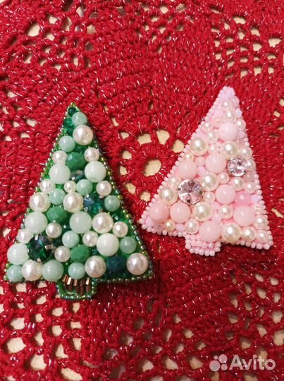 Брошь ëлка ручной работы новая