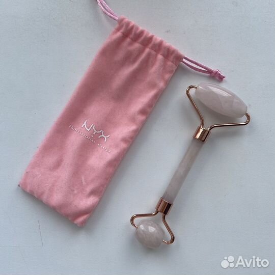 Кварцевый роллер-массажер для лица