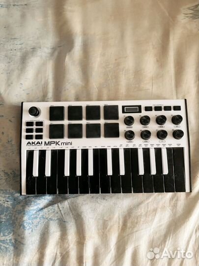 Akai MPK mini mk3