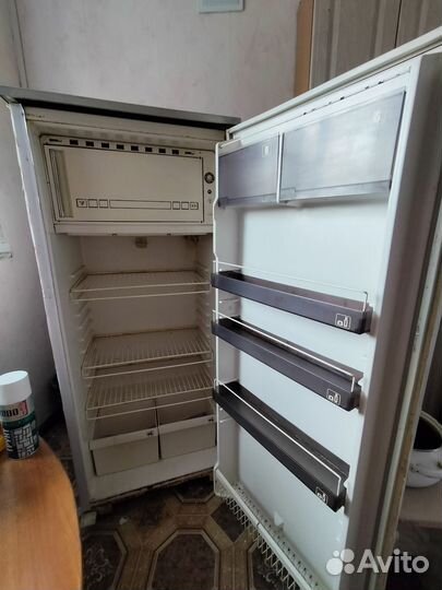 Холодильник Полюс