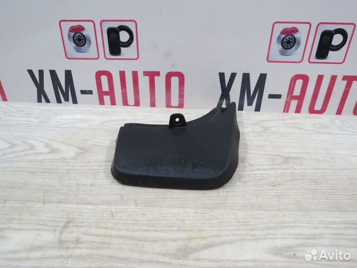 Брызговик задний правый LADA Xray