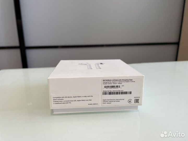 Коробка от наушников AirPods 2
