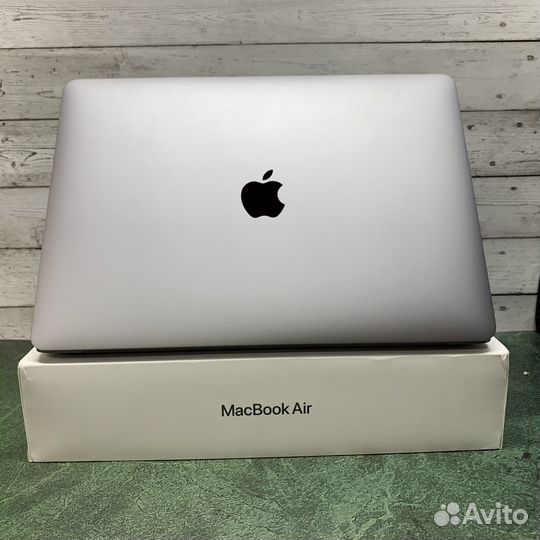 Ноутбук макбук AIR 13 2020 16/256гб