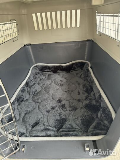 Переноска для животных с ковриком