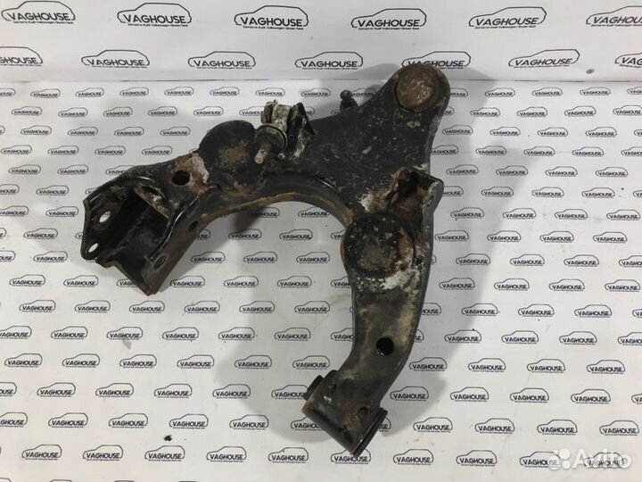 Рычаг подвески передний левый Toyota Land Cruiser