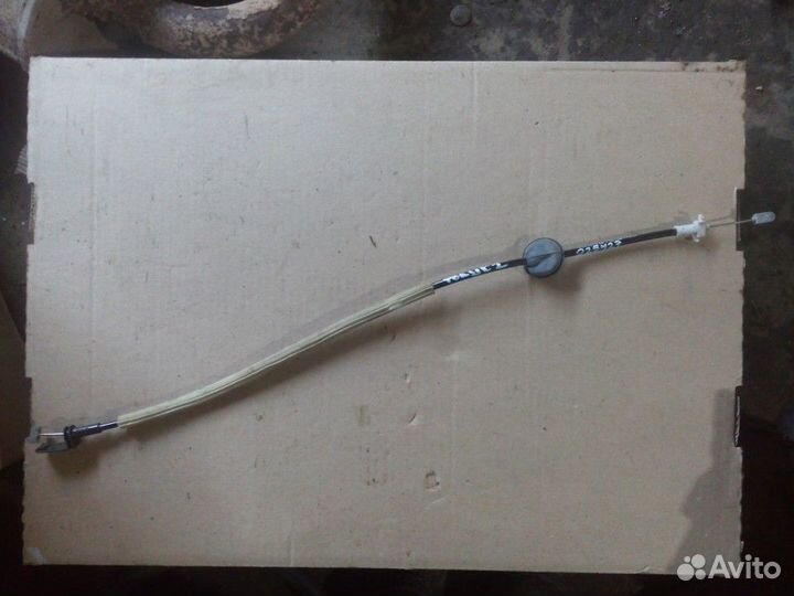 Трос замка двери передней Ford Focus 2 2008-2011