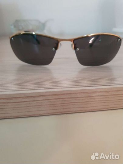 Солнцезащитные очки