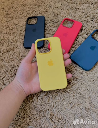 Оригинальные чехлы на iPhone 14 pro
