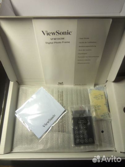 Цифровая фоторамка ViewSonic VFM1043w-53