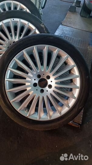 Комплект оригинальных колес Mercedes W222 R19