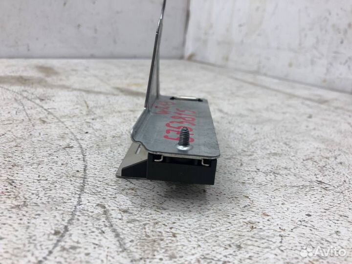 Антенна Мерседес X156 GLA