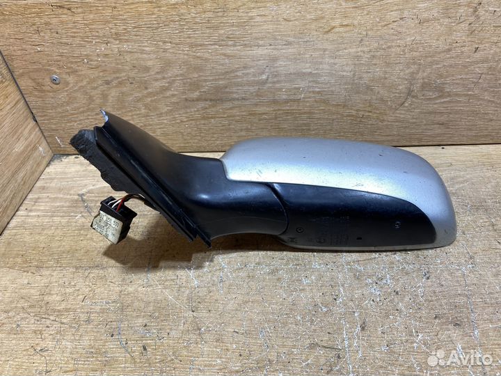 Зеркало левое Audi A6 C5 Арт. 7721587