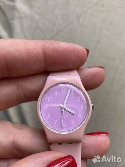 Часы swatch розовые