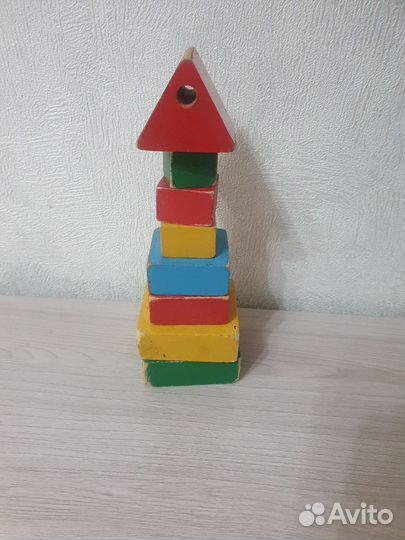 Деревянная пирамидка СССР