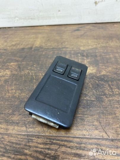 Блок управления стеклоподъемниками Audi A6 C4 ABC