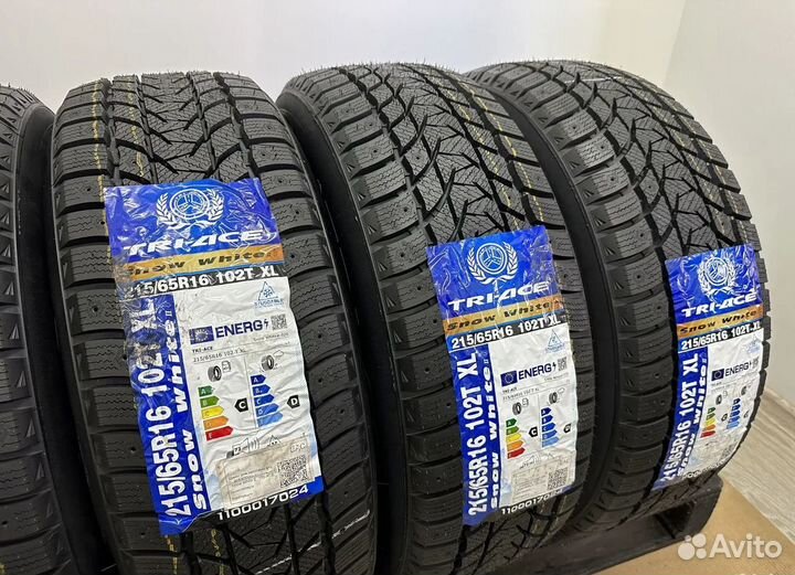 Tri Ace Snow White II 215/65 R16 32T