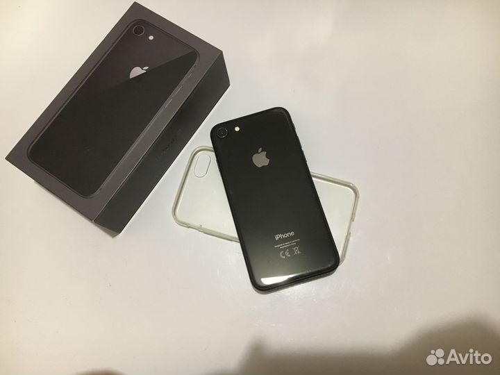 iPhone 8, 64 ГБ