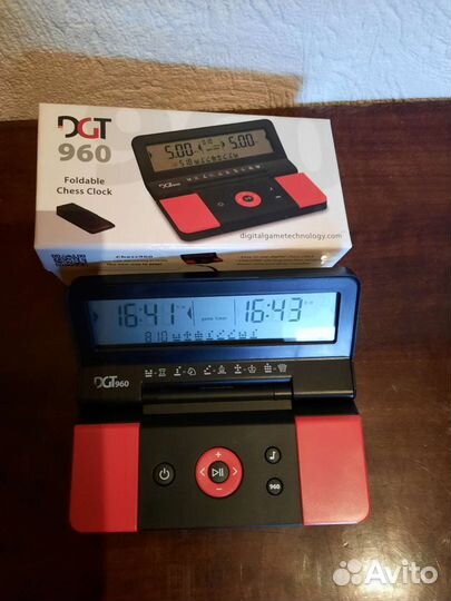 Шахматные часы dgt