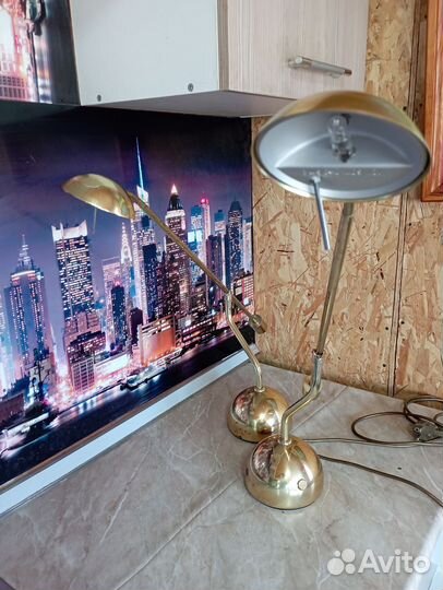 Лампа настольная и бра