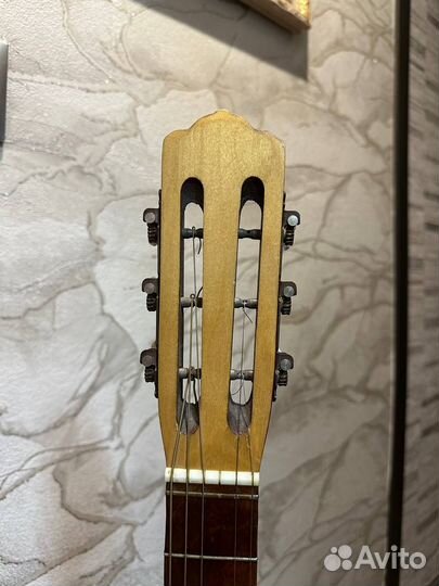 Классическая гитара шестиструнная б/у