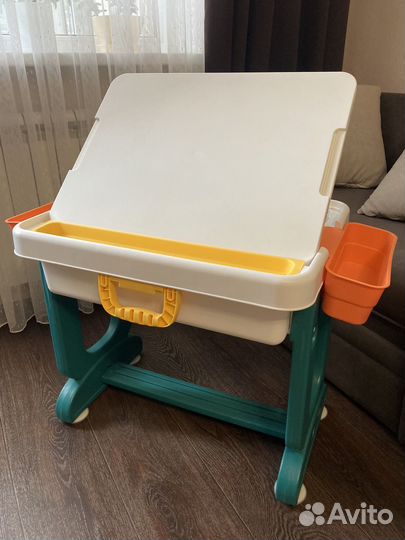 Детский столик