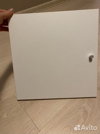 Вставка с дверцей для стелажа kallax