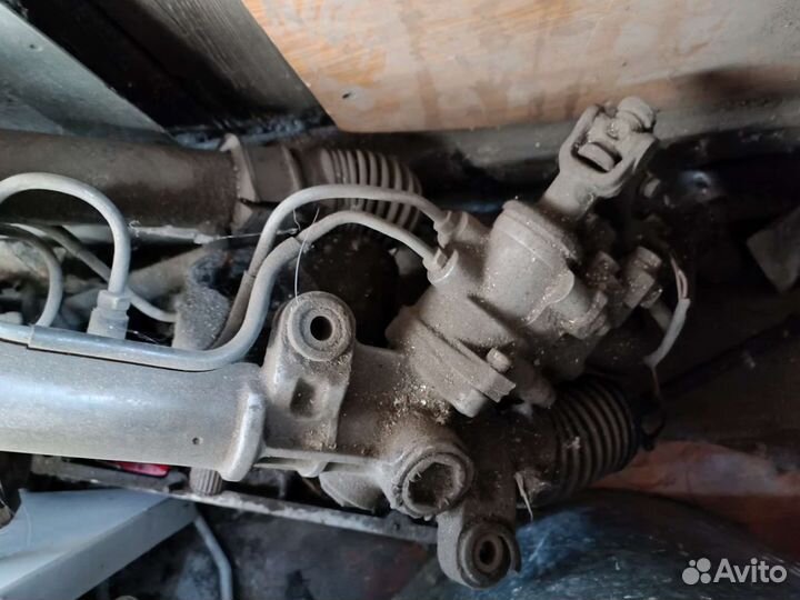 Рулевая рейка на Тойота Виста