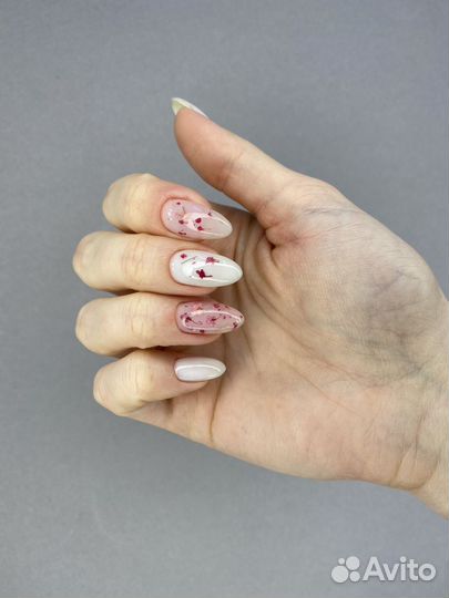 Маникюр на дому