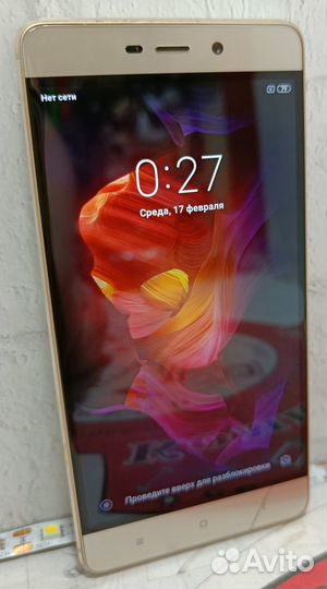 Смартфоне Xiaomi Redmi 4