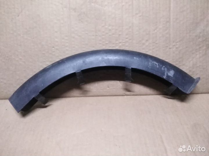 Накладка пели багажника правая Audi A4 B8